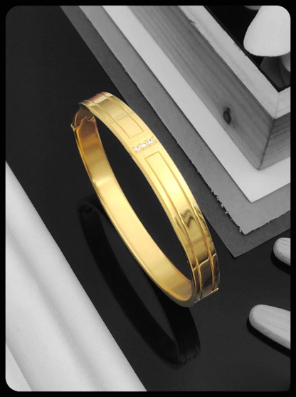 Simply Super Gold Plated Men's Kada